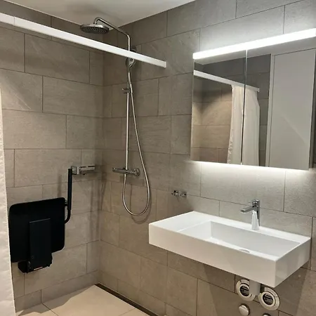 Modern Jungfrau View With Bbq And Ac At Interlaken West Station Appartement *