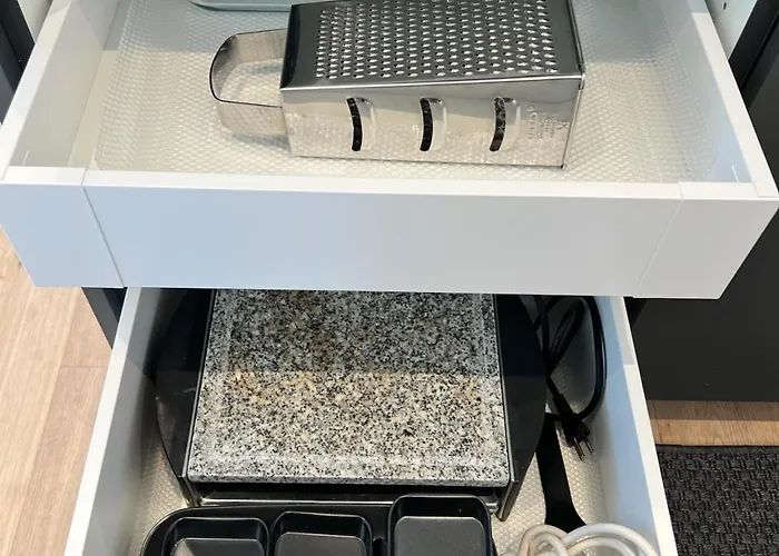 公寓 Modern Jungfrau View With Bbq And Ac At Interlaken West Station