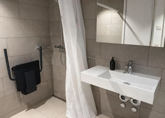 Modern Jungfrau View With Bbq And Ac At Interlaken West Station شقة